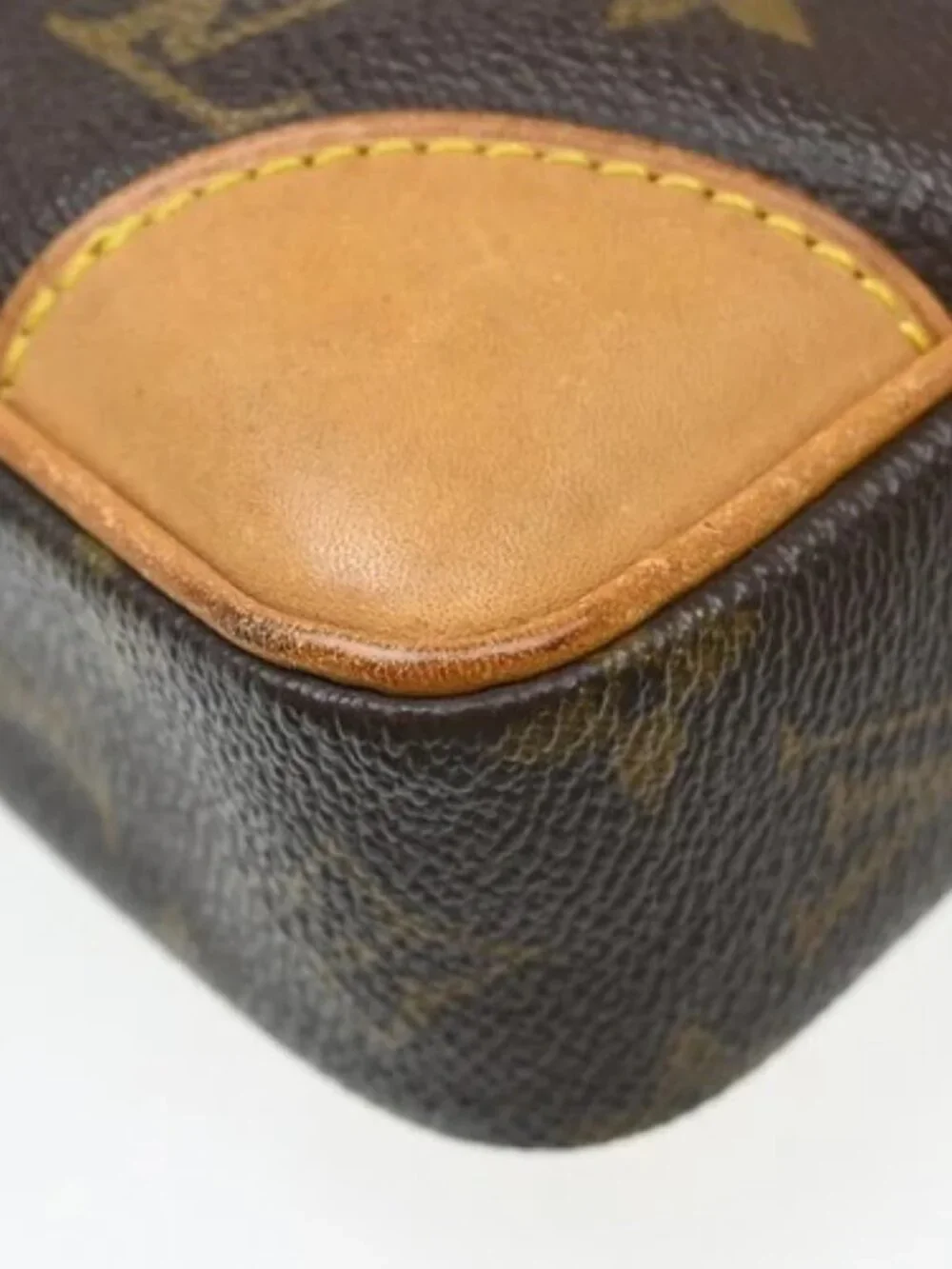 Best05 Louis Vuitton Marly Dragonne GM Clucth Bag M51825 SL0917 BQ01046